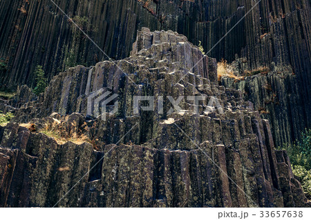 Geometrical rocks structureの写真素材 [33657638] - PIXTA