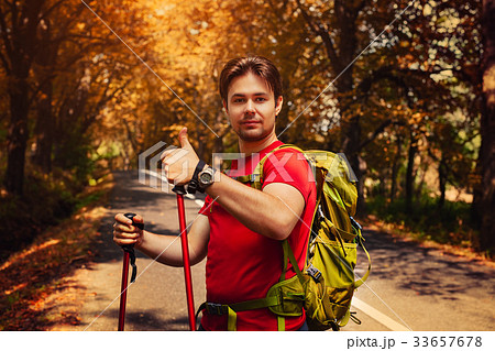 Young man tourist Young man tourist 33657678