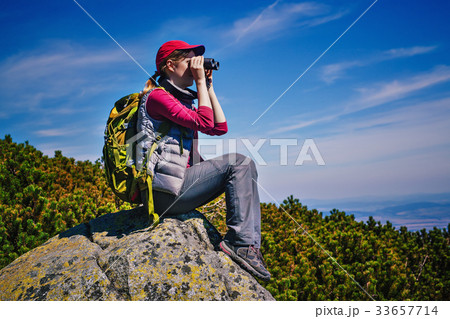 Young woman tourist 33657714