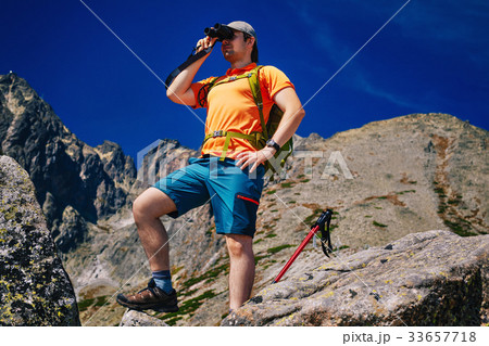 Young man tourist Young man tourist 33657718