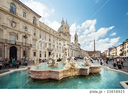 Piazza Navona, Rome. Italy Piazza Navona, Rome. Italy 33658925