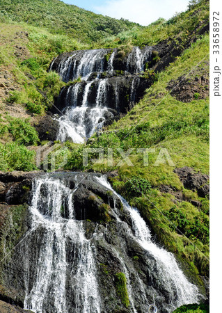 夏の竜飛岬　竜泊ラインと七つ滝　　 33658972