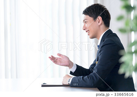 ビジネスマン、オフィス、コンサルタント 33665616