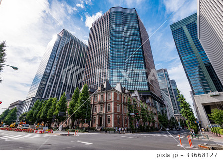 三菱一号館美術館と丸の内のビル群 三菱一号館美術館と丸の内のビル群 33668127