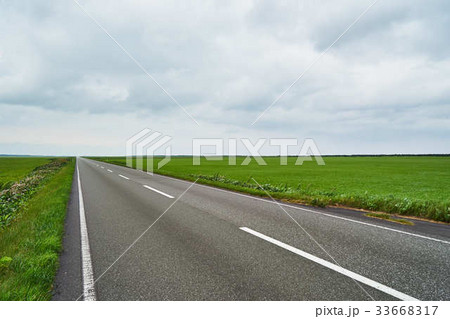 北海道猿払村　エサヌカ線 33668317