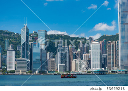 香港の高層ビルとスターフェリー 香港の高層ビルとスターフェリー 33669218