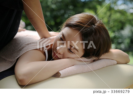 Beauty Beauty 33669279