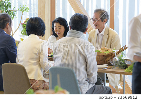 シニア - 食事会 - 同窓会 33669912