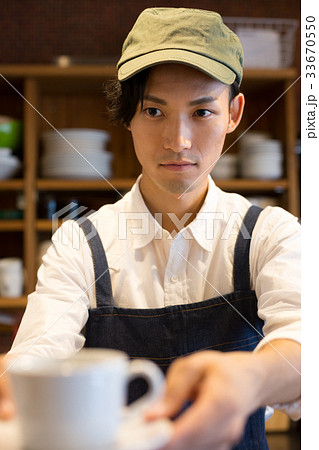 カフェ 店員 カフェ 店員 33670550