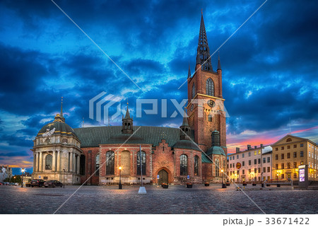Riddarholmen Church at dusk, Stockholm (HDR image) 33671422