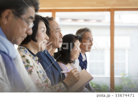 シニア　セミナー　生涯学習　ライフプラン 33674471