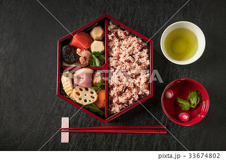 赤飯 rice boiled with red beans japanese food 赤飯 rice boiled with red beans japanese food 33674802