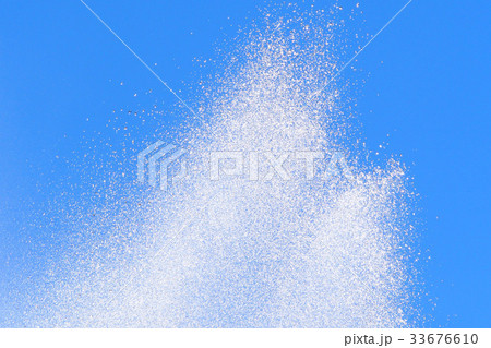 水飛沫 33676610