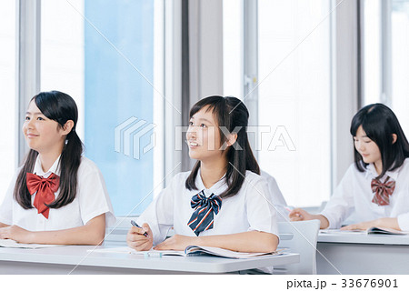 10代　中高生　学習イメージ 33676901