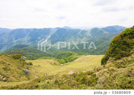 徳島県三好市　三嶺　遊歩道からの風景 33680809