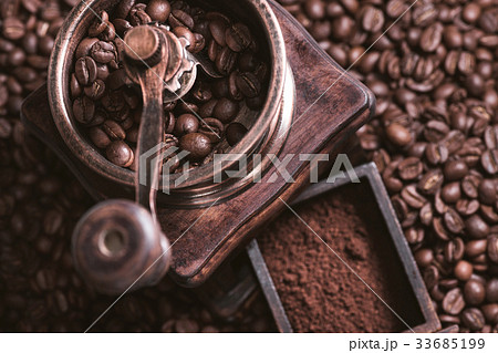 Grinding Coffee Manually 33685199