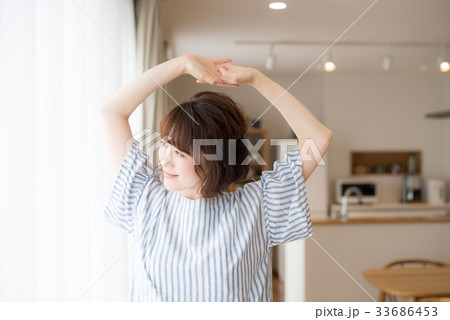 女性　ポートレート 33686453