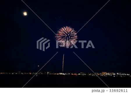 横須賀花火大会 よこすか開国祭 ~ アメリカ海軍基地からの眺望 ~ 2017年8月5日 (神奈川県 横須賀花火大会 よこすか開国祭 ~ アメリカ海軍基地からの眺望 ~ 2017年8月5日 (神奈川県 33692611
