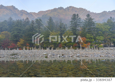 石塔 国立公園 紅葉 33694387