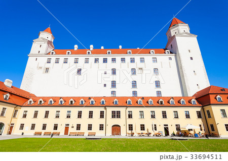 Castle in Bratislava, Slovakia Castle in Bratislava, Slovakia 33694511