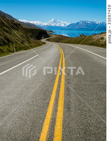 Road to Mount Cook, New Zealand Road to Mount Cook, New Zealand 33697459
