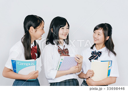 女子中高生　白バック 33698446