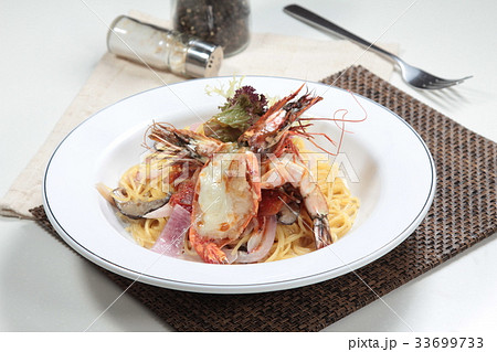 pasta pasta 33699733