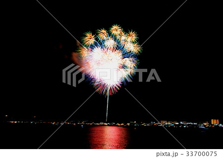 横須賀花火大会 よこすか開国祭 ~ アメリカ海軍基地からの眺望 ~ 2017年8月5日 (神奈川県 横須賀花火大会 よこすか開国祭 ~ アメリカ海軍基地からの眺望 ~ 2017年8月5日 (神奈川県 33700075