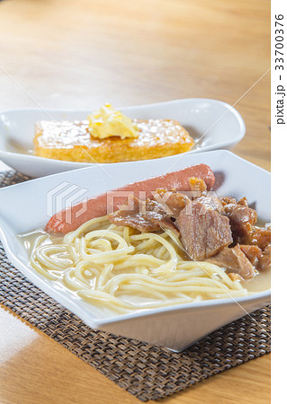 pasta pasta 33700376