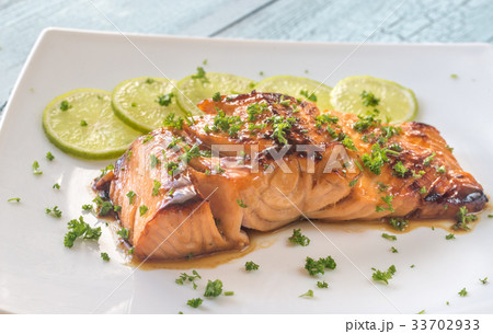 Honey lime salmon on the plate Honey lime salmon on the plate 33702933
