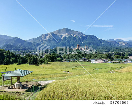 空撮 秩父 横瀬町の寺坂棚田 空撮 秩父 横瀬町の寺坂棚田 33705665