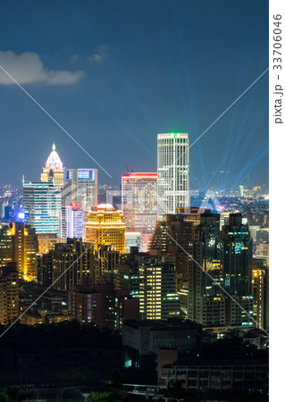 ドン ブーム ドーン 33706046