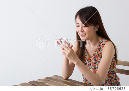 女性のポートレート 33706623