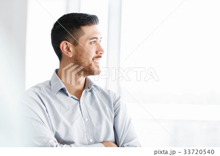 Portrait of businessman Portrait of businessman 33720540