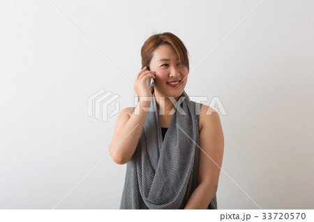 女性のポートレート 33720570