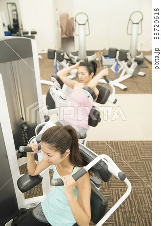 フィットネス　健康 33720618