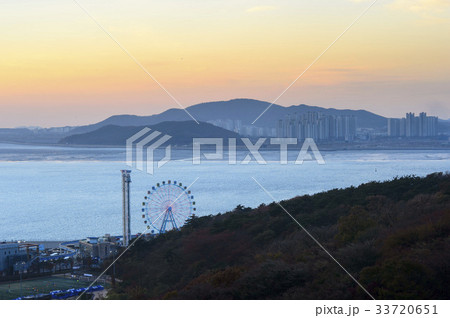 観覧車 シルエット 月尾テーマパーク 33720651