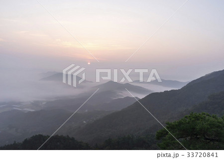 韓国 空 日の出 33720841