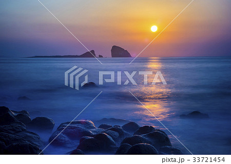 シルエット 済州島 太陽 33721454