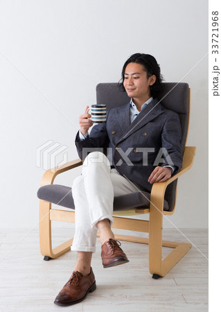 男性のポートレート 33721968