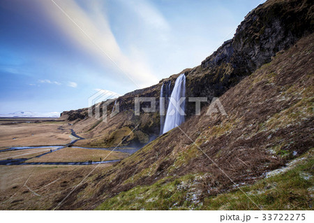 水流 アイス 滝 33722275