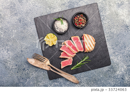 grilled tuna steaks grilled tuna steaks 33724063