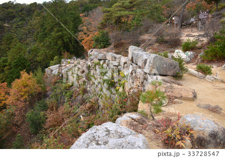 鬼ノ城 屏風折の高石垣 鬼ノ城 屏風折の高石垣 33728547
