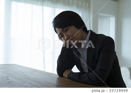 ワーキングマザー 33729949