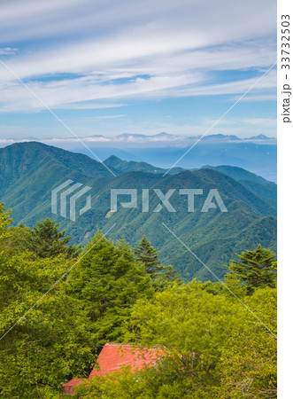 三つ峠から見る山並み山並 33732503