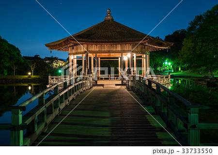 浮見堂 夜景 （奈良県奈良市） ※2017年4月現在 33733550