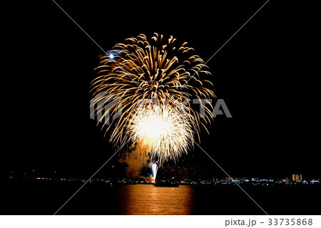 横須賀花火大会　よこすか開国祭 ～ アメリカ海軍基地からの眺望 ～ 2017年8月5日 （神奈川県  33735868