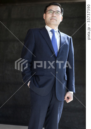 東洋人 ビジネスマン 1 33737390