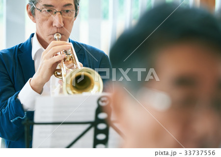 シニア 音楽サークル シニア 音楽サークル 33737556