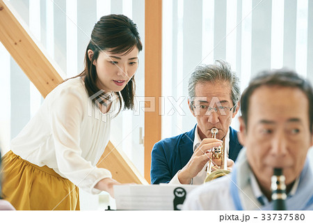 シニア 音楽サークル シニア 音楽サークル 33737580